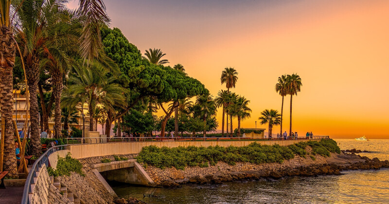 Billige rejser og weekendophold til Antibes