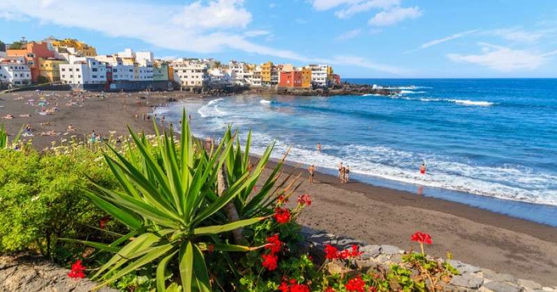 Puerto de La Cruz  på Tenerife fra 2595 DKK