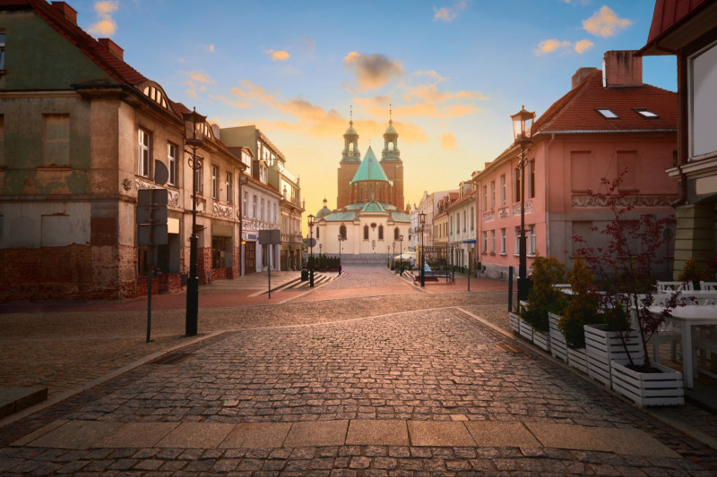 Gniezno og Poznan - den første og den ældste.